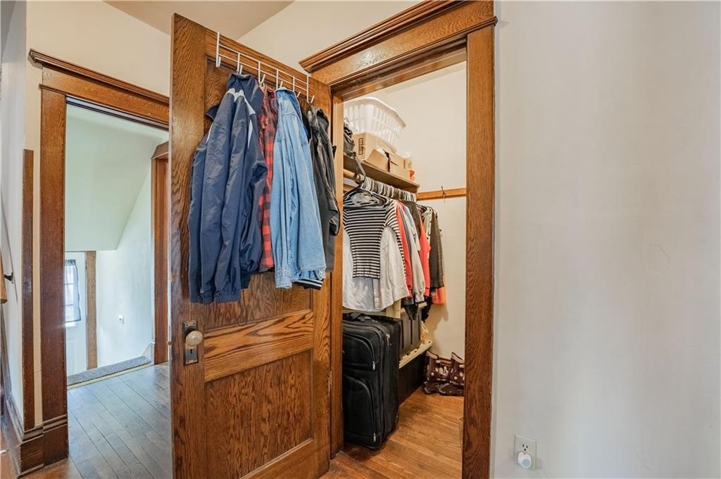 Residential Income at 1010 Farwell Street, Eau Claire, WI 54701 — photo 17