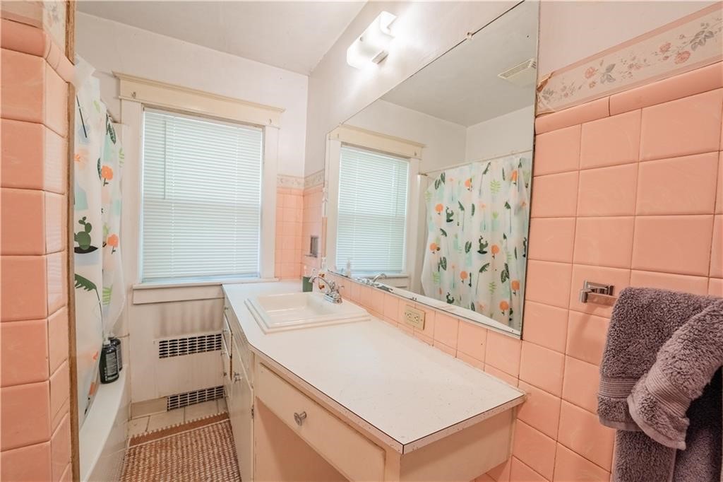 Residential Income at 1010 Farwell Street, Eau Claire, WI 54701 — photo 24