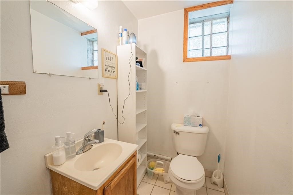 Residential Income at 1010 Farwell Street, Eau Claire, WI 54701 — photo 32