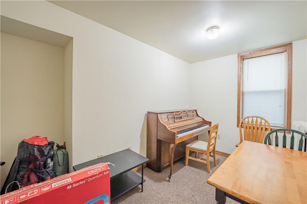 Residential Income at 1010 Farwell Street, Eau Claire, WI 54701 — photo 33