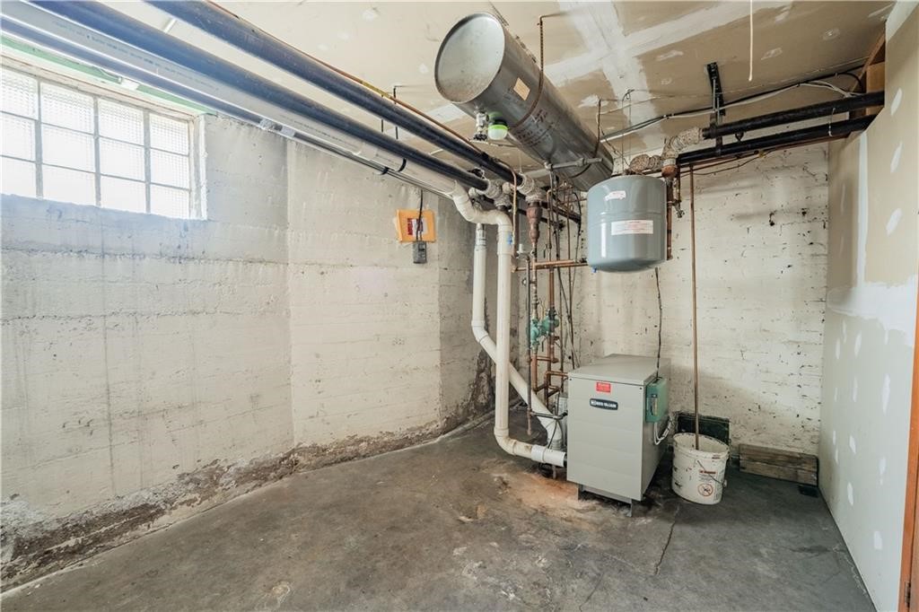 Residential Income at 1010 Farwell Street, Eau Claire, WI 54701 — photo 36