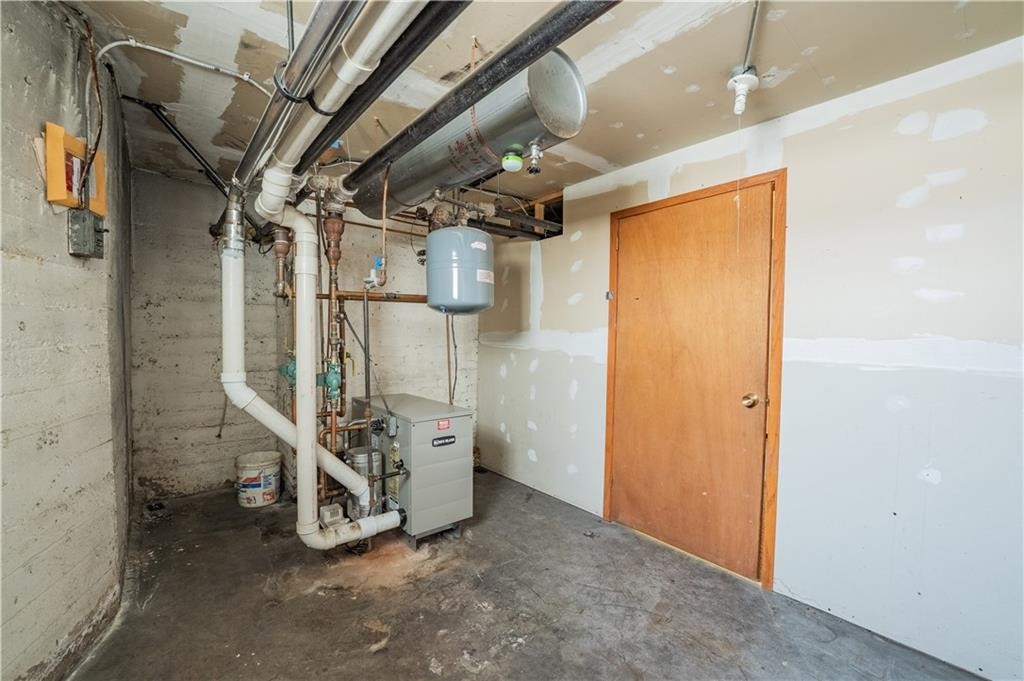 Residential Income at 1010 Farwell Street, Eau Claire, WI 54701 — photo 37