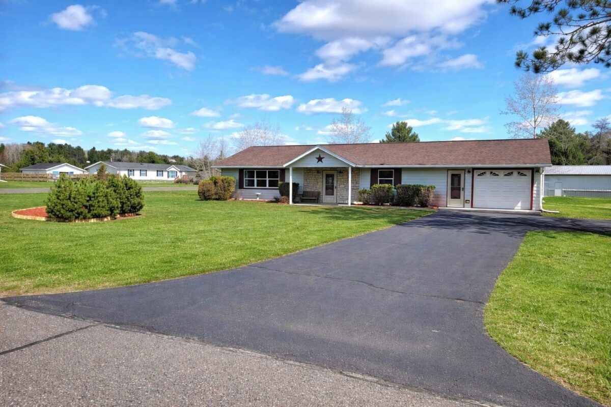 10110 Aspen Lane, Hayward, WI — photo 4