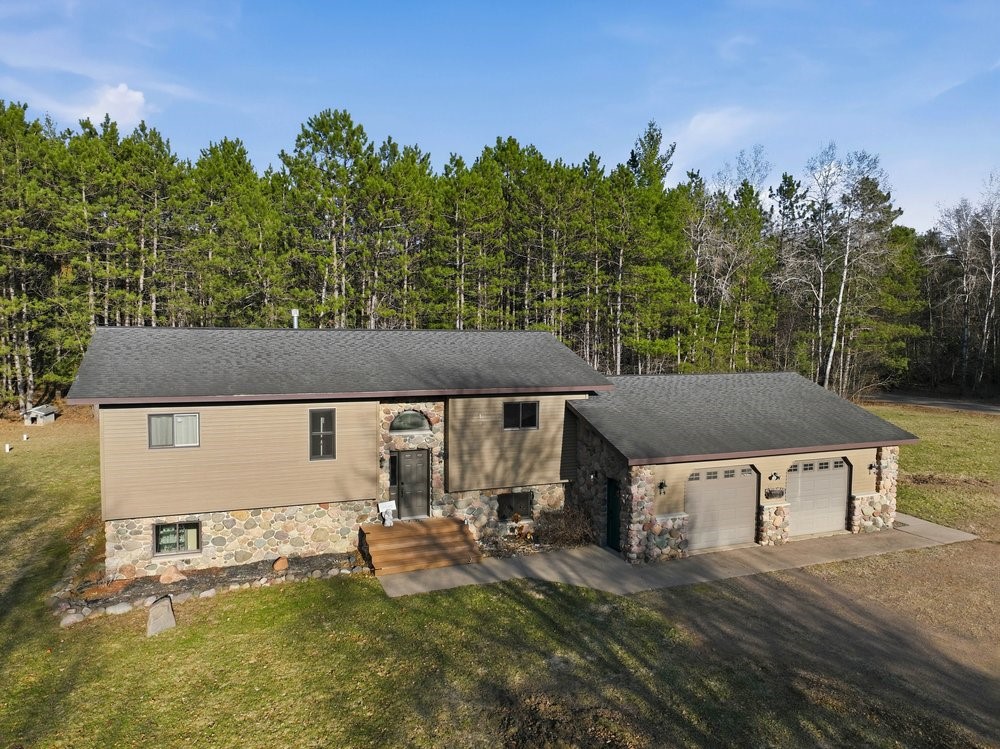 1021 N Trails End St Avenue Bruce WI 54819