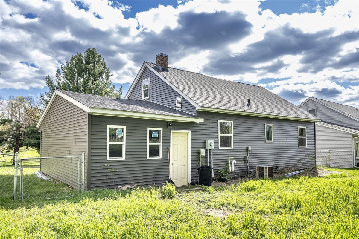 1031 Van Buren Street, Black River Falls, WI — photo 15