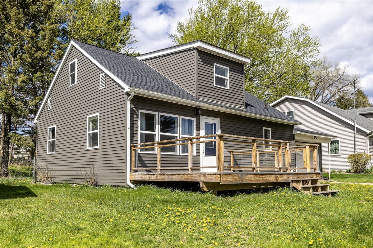 1031 Van Buren Street, Black River Falls, WI — photo 3