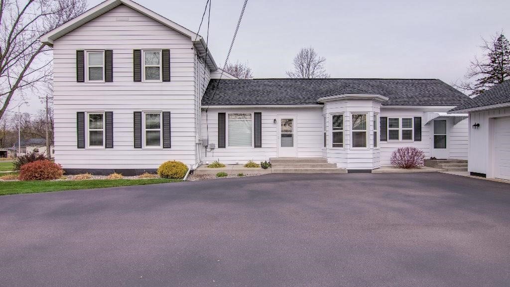 1047 Jefferson Avenue 1,2,3,4, Chippewa Falls, WI — photo 4