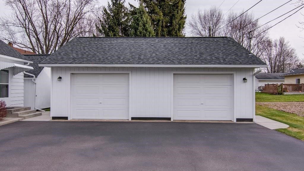 1047 Jefferson Avenue 1,2,3,4, Chippewa Falls, WI — photo 5