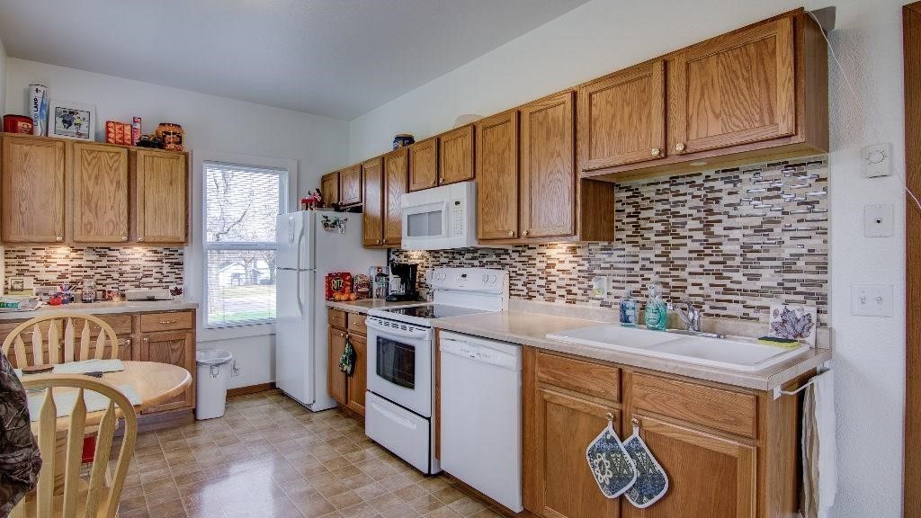 1047 Jefferson Avenue 1,2,3,4, Chippewa Falls, WI — photo 9