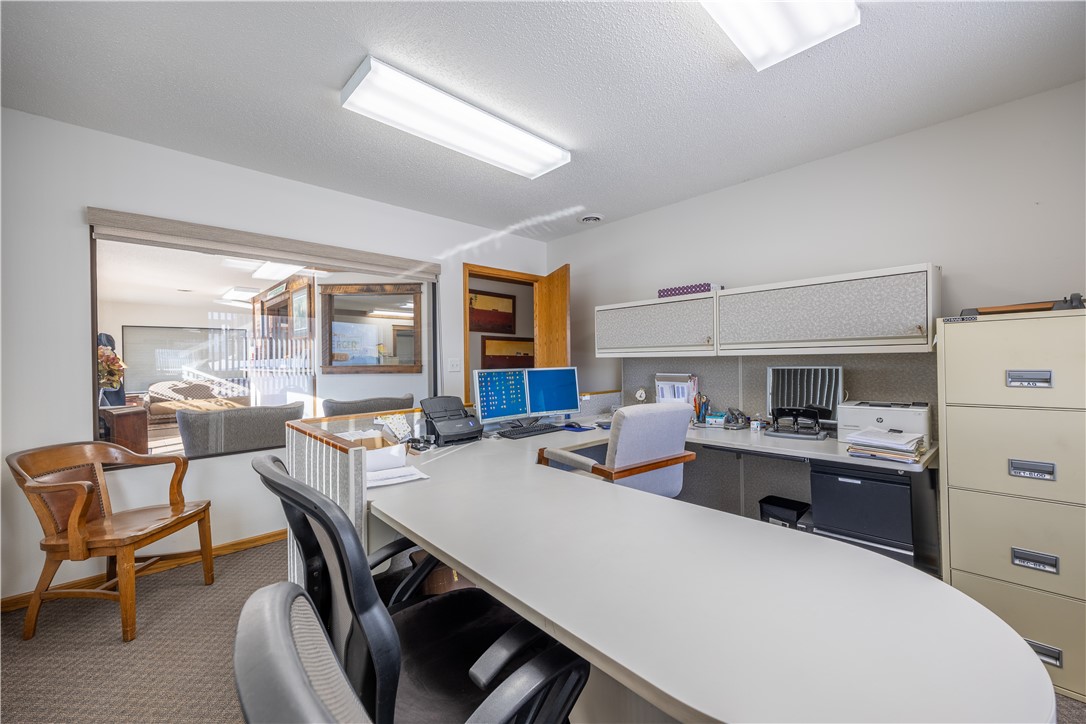 105 Lake Avenue W, Ladysmith, WI — photo 11