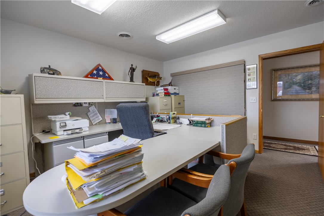 105 Lake Avenue W, Ladysmith, WI — photo 12