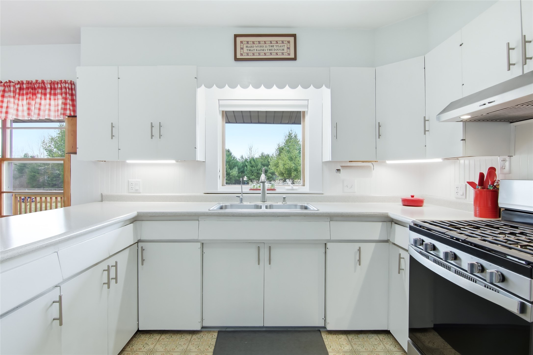 10861N-Nyman-Hayward-WI-54843-3