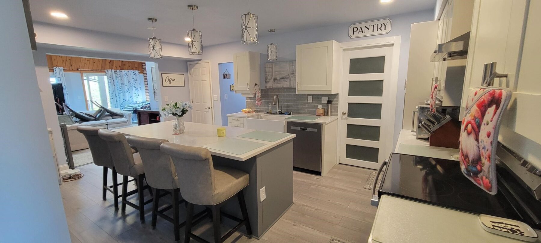 Residential at 10953 Westview Lane, Mequon, WI 53092 — photo 7