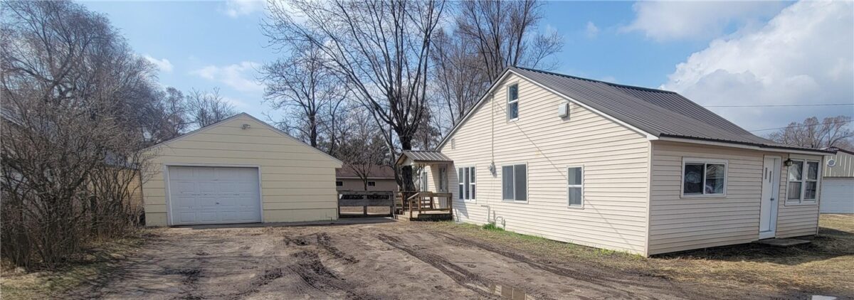 Residential at 110 Meade Avenue, Black River Falls, WI 54615 — photo 3