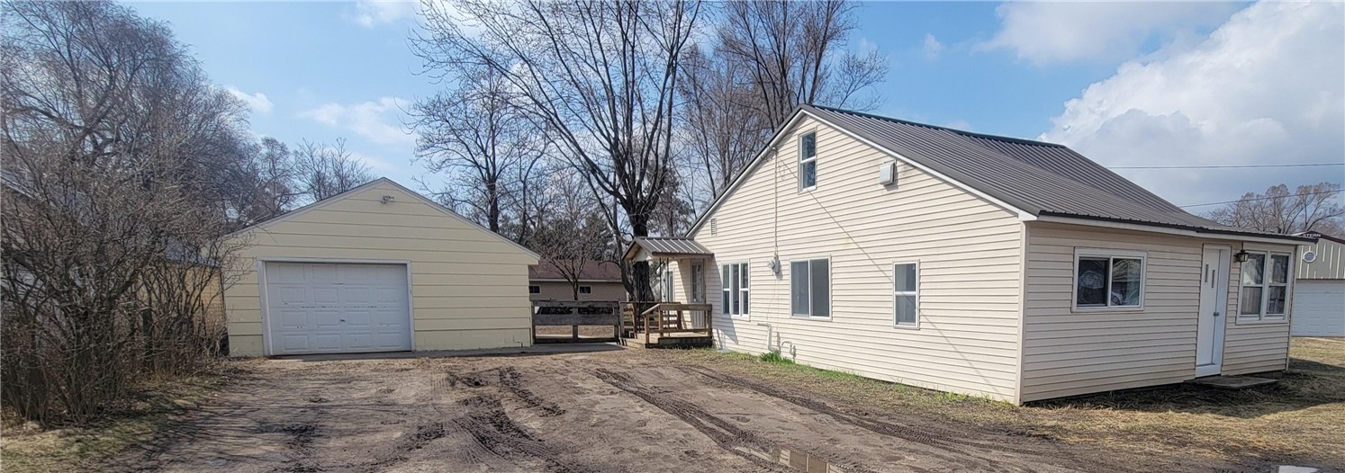 Residential at 110 Meade Avenue, Black River Falls, WI 54615 — photo 3