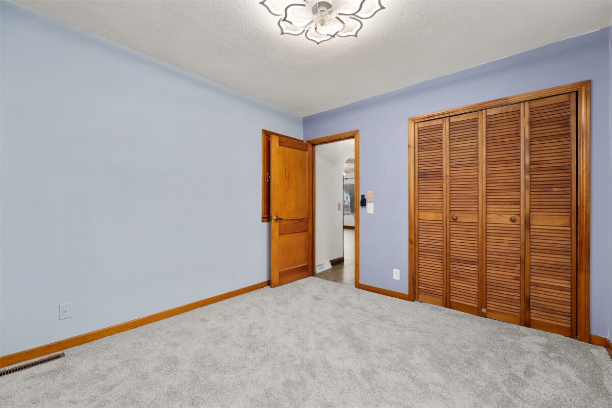 1104 Garfield Avenue Altoona WI 54720 — photo 16