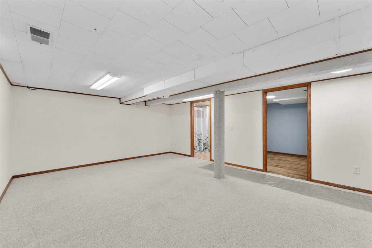 1104 Garfield Avenue Altoona WI 54720 — photo 22