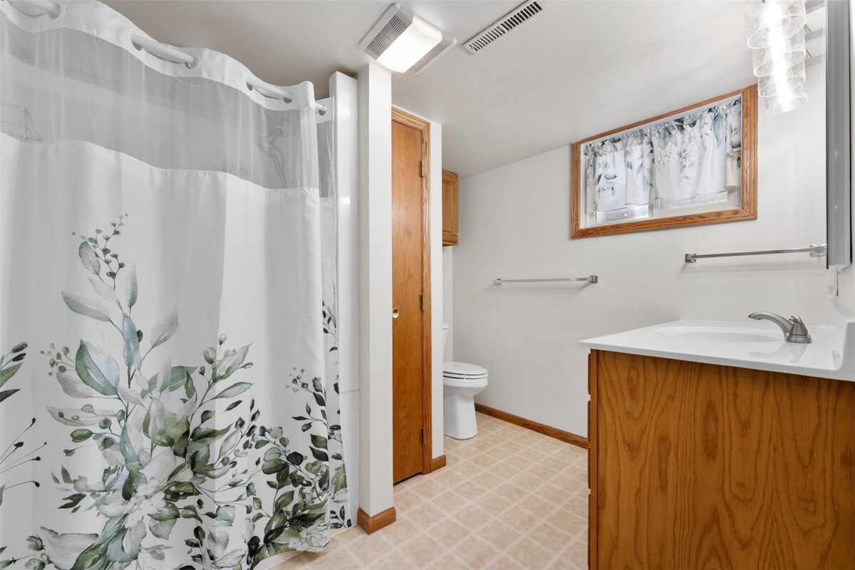 1104 Garfield Avenue Altoona WI 54720 — photo 25