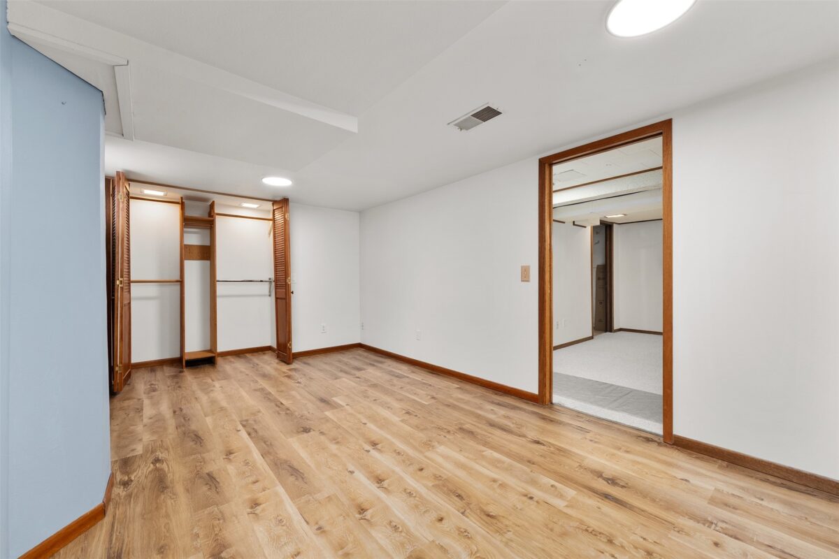 1104 Garfield Avenue Altoona WI 54720 — photo 27