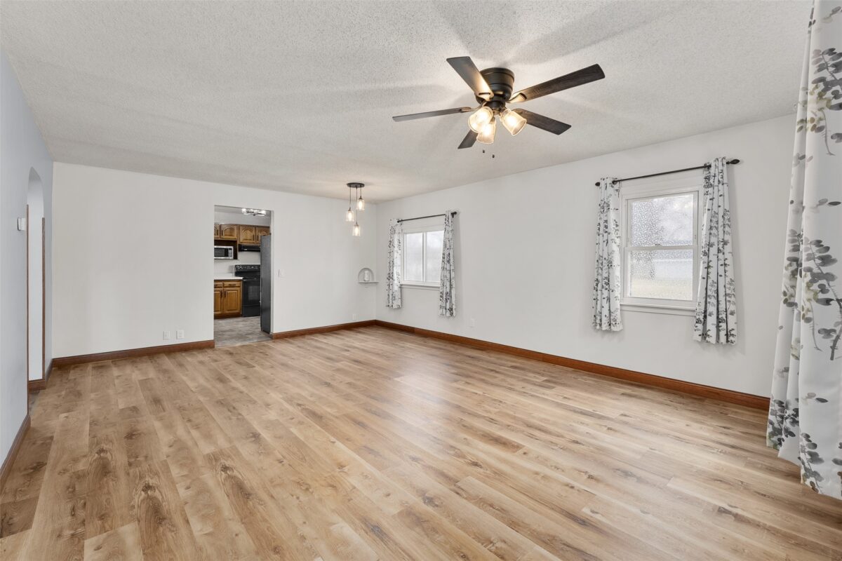1104 Garfield Avenue Altoona WI 54720 — photo 9