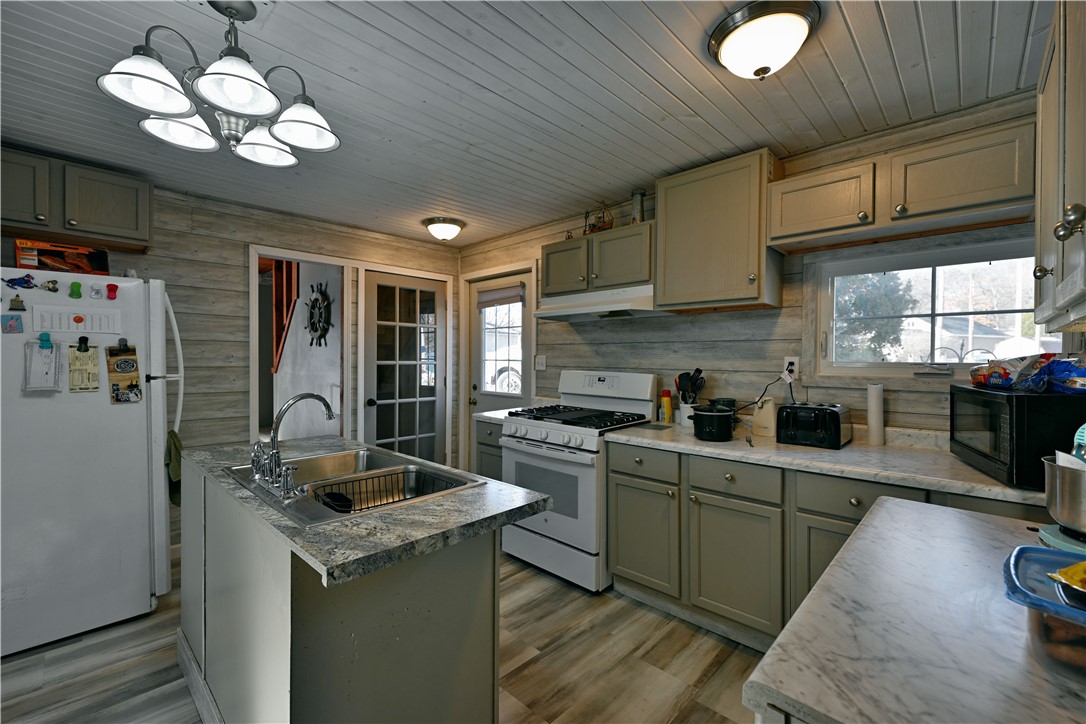 Residential at 1106 Scribner Street, Spooner, WI 54801 — photo 28