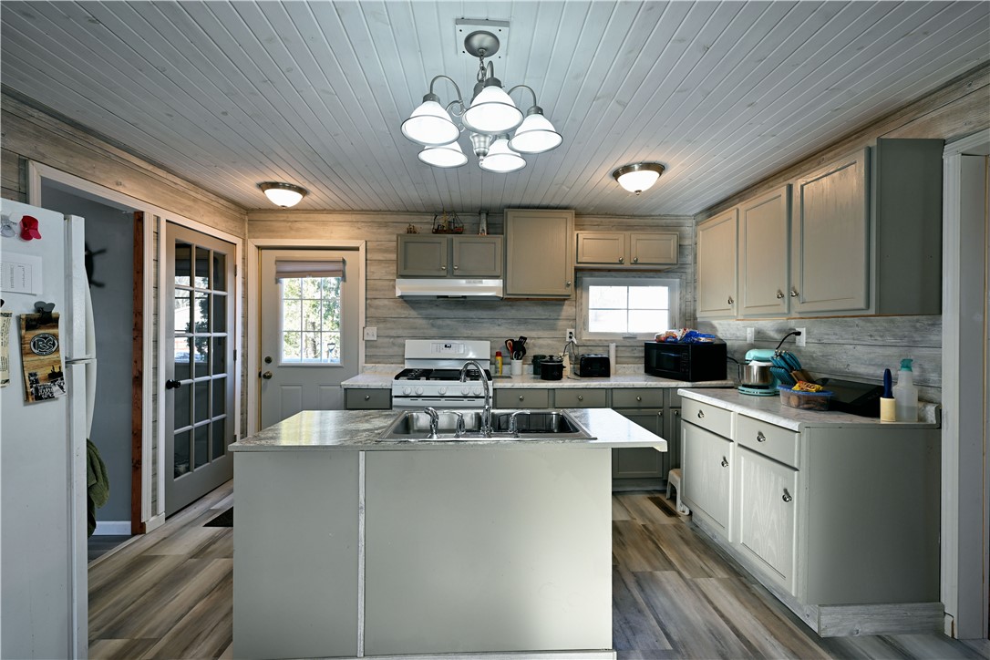 Residential at 1106 Scribner Street, Spooner, WI 54801 — photo 34