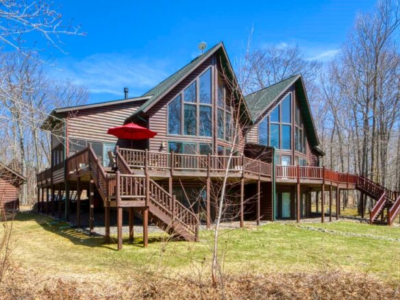 11068N Busse Road, Hayward, WI