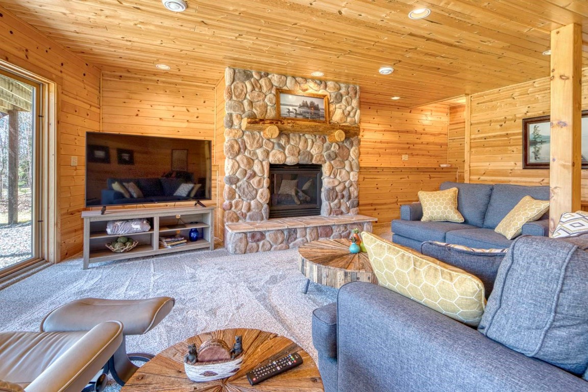 11068N Busse Road, Hayward, WI — photo 43