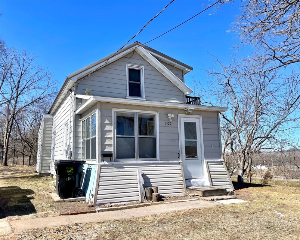 Residential at 1109 3rd Street, Menomonie, WI 54751 — photo 4