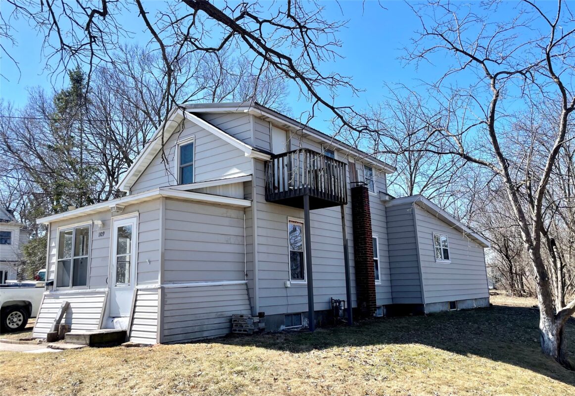 Residential at 1109 3rd Street, Menomonie, WI 54751 — photo 6
