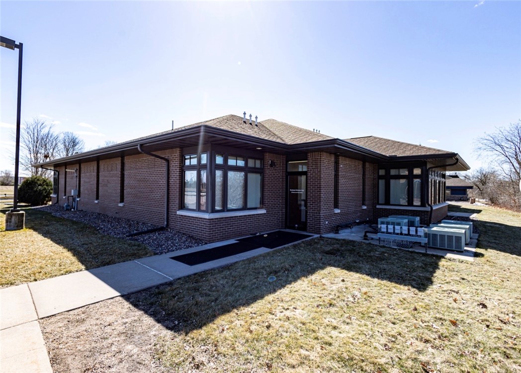 Residential at 1110 Oak Ridge Drive, Eau Claire, WI 54701 — photo 2