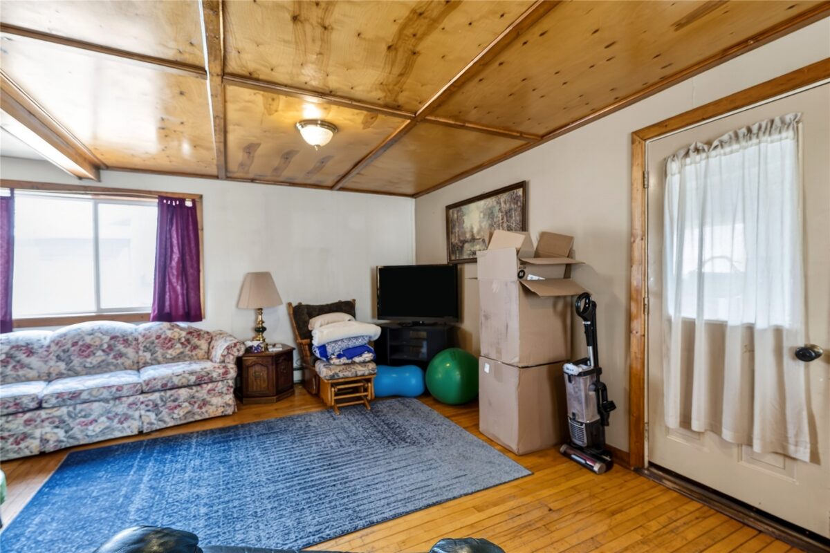 1117 N River Street  Spooner WI 54801 — photo 8