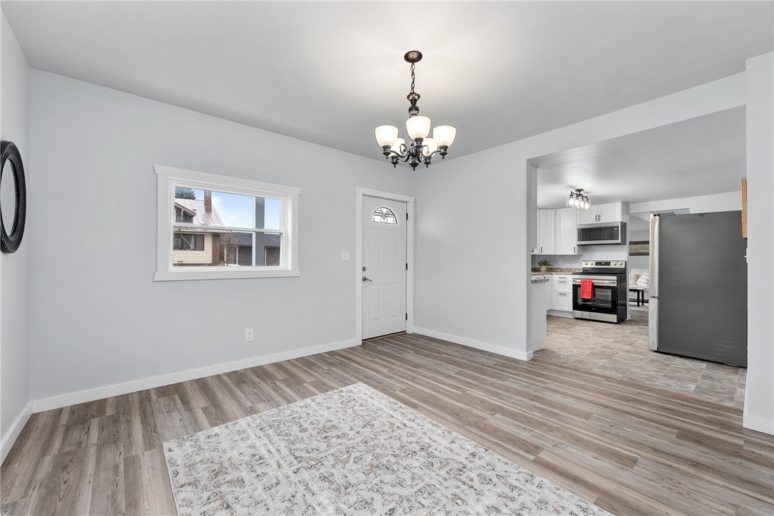 Residential at 114 School Street, Greenwood, WI 54437 — photo 3