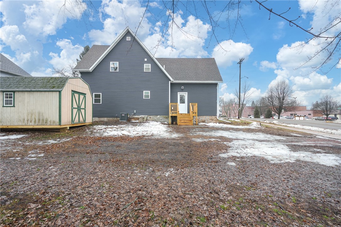 Residential at 114 School Street, Greenwood, WI 54437 — photo 8