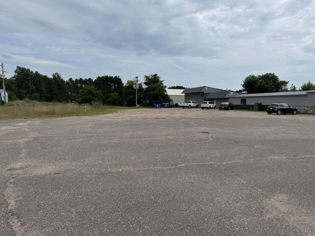 1150 S River Street, Spooner, WI — photo 2