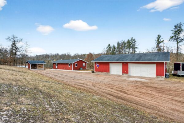 11702 East Mail Road, Gordon, WI
