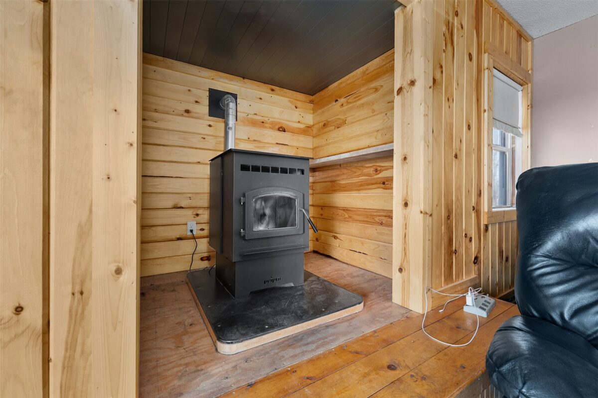 Residential at 12095 County Highway Ee, Cadott, WI 54727 — photo 2