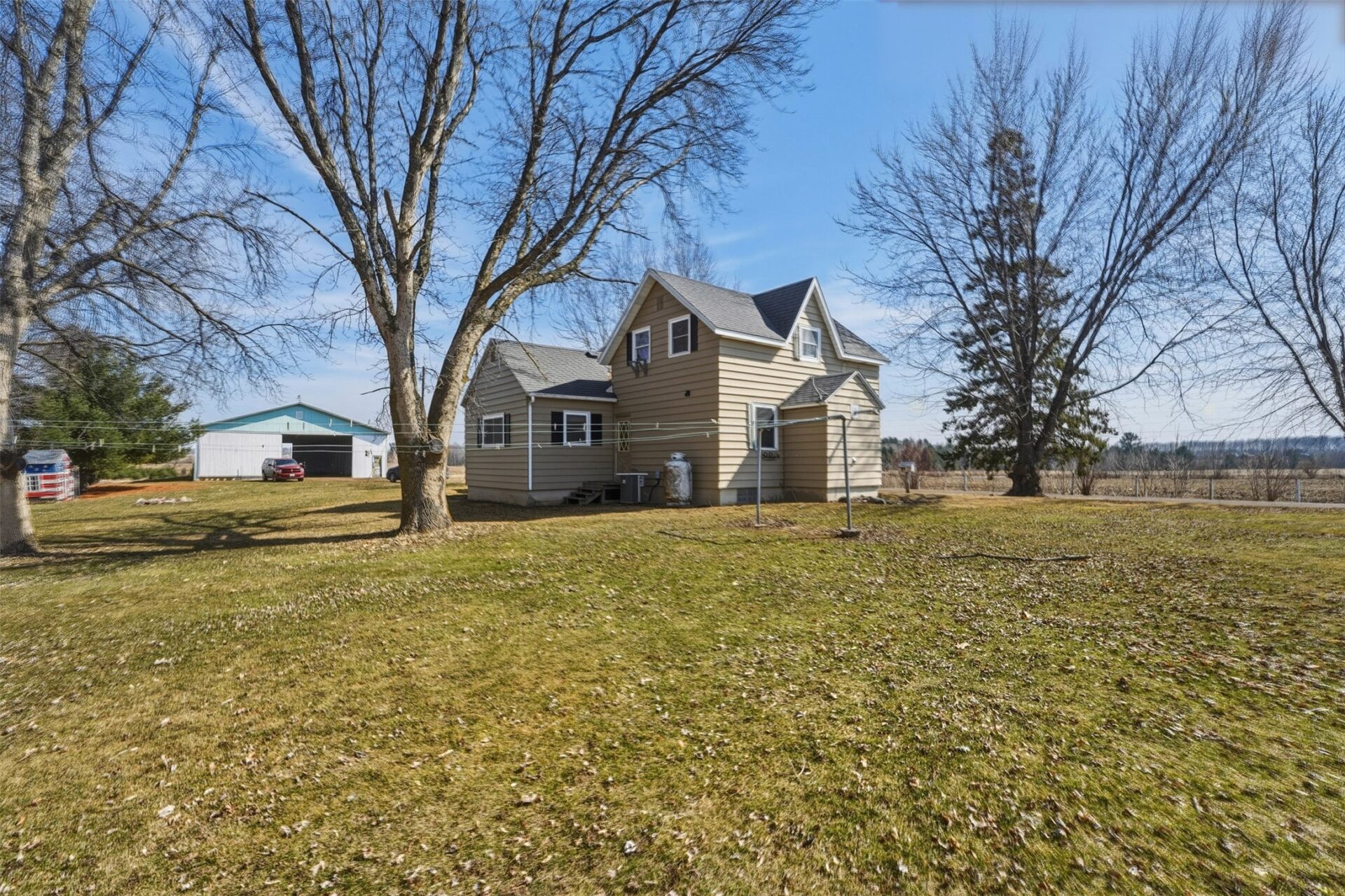 Residential at 12095 County Highway Ee, Cadott, WI 54727 — photo 11