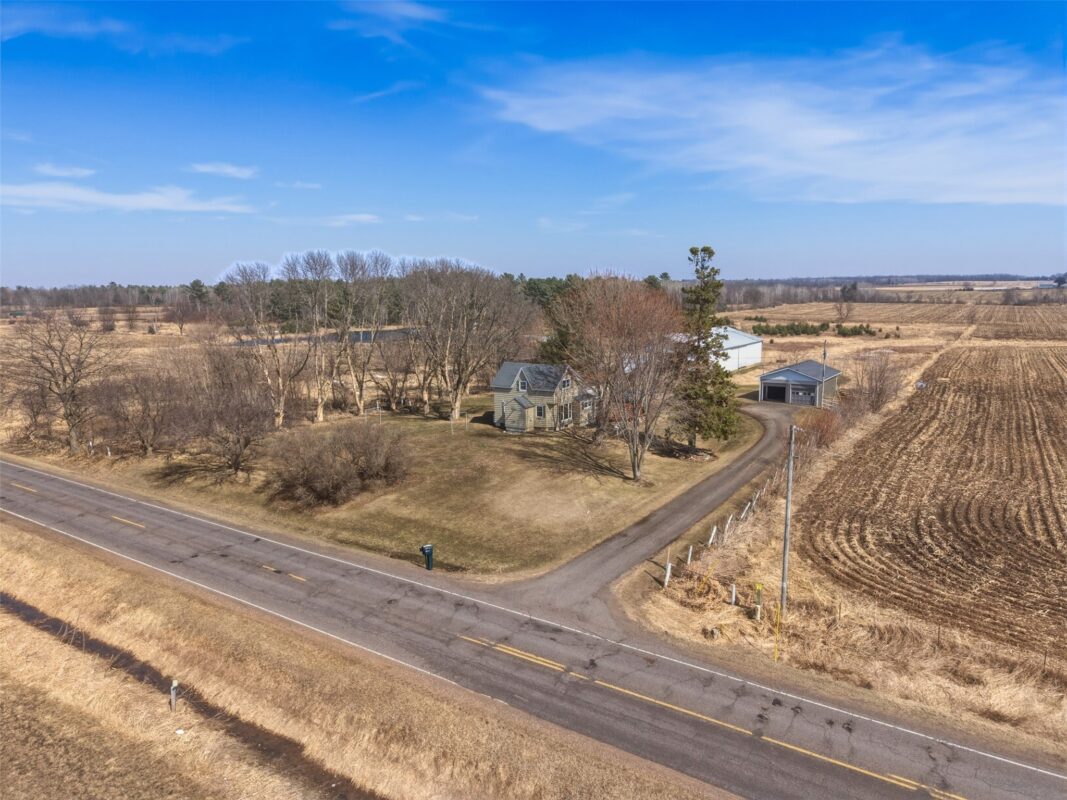 Residential at 12095 County Highway Ee, Cadott, WI 54727 — photo 14