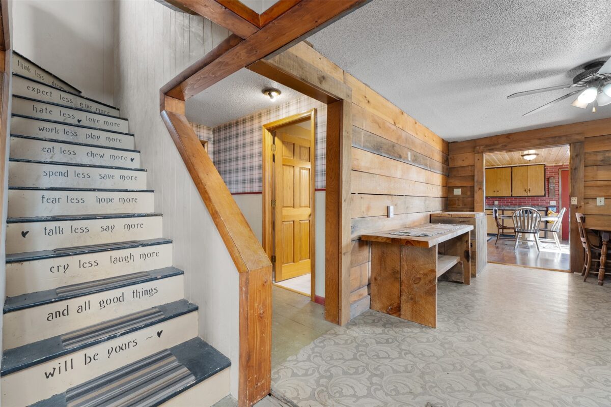 Residential at 12095 County Highway Ee, Cadott, WI 54727 — photo 3