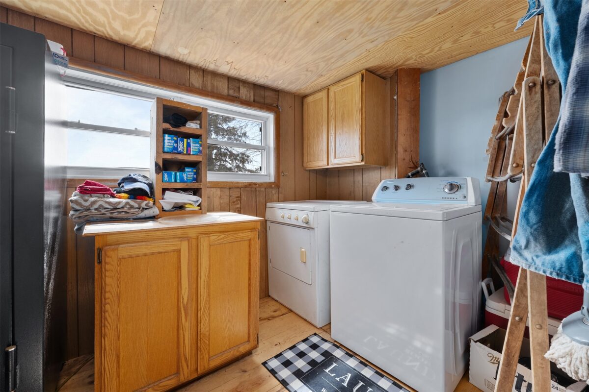 Residential at 12095 County Highway Ee, Cadott, WI 54727 — photo 8