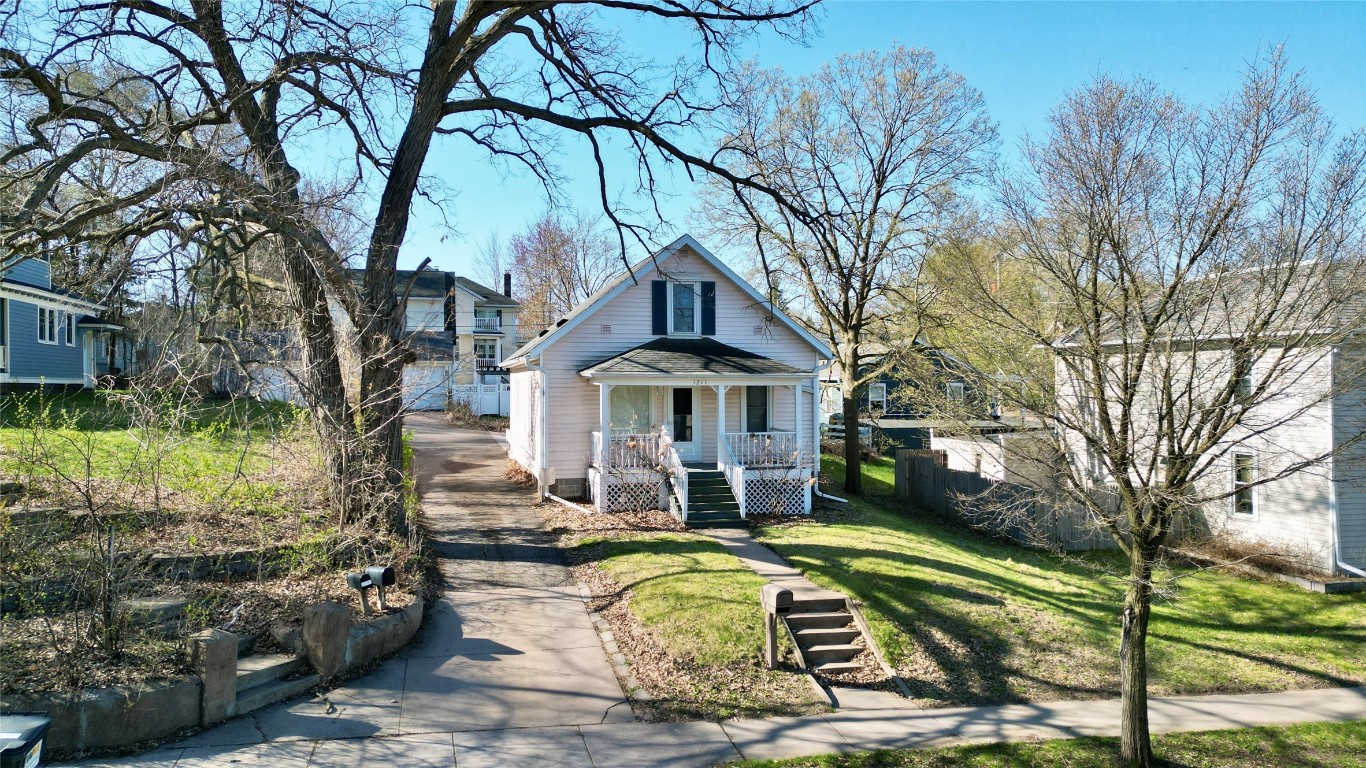 Residential at 1211 Main Street, Eau Claire, WI 54701 — photo 25