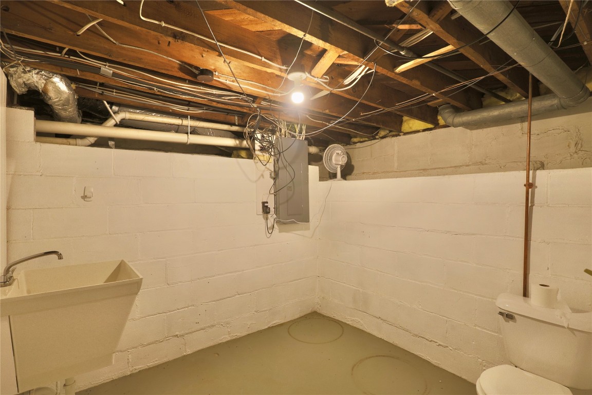 Residential at 1211 Main Street, Eau Claire, WI 54701 — photo 31