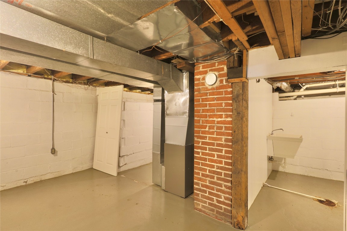 Residential at 1211 Main Street, Eau Claire, WI 54701 — photo 34