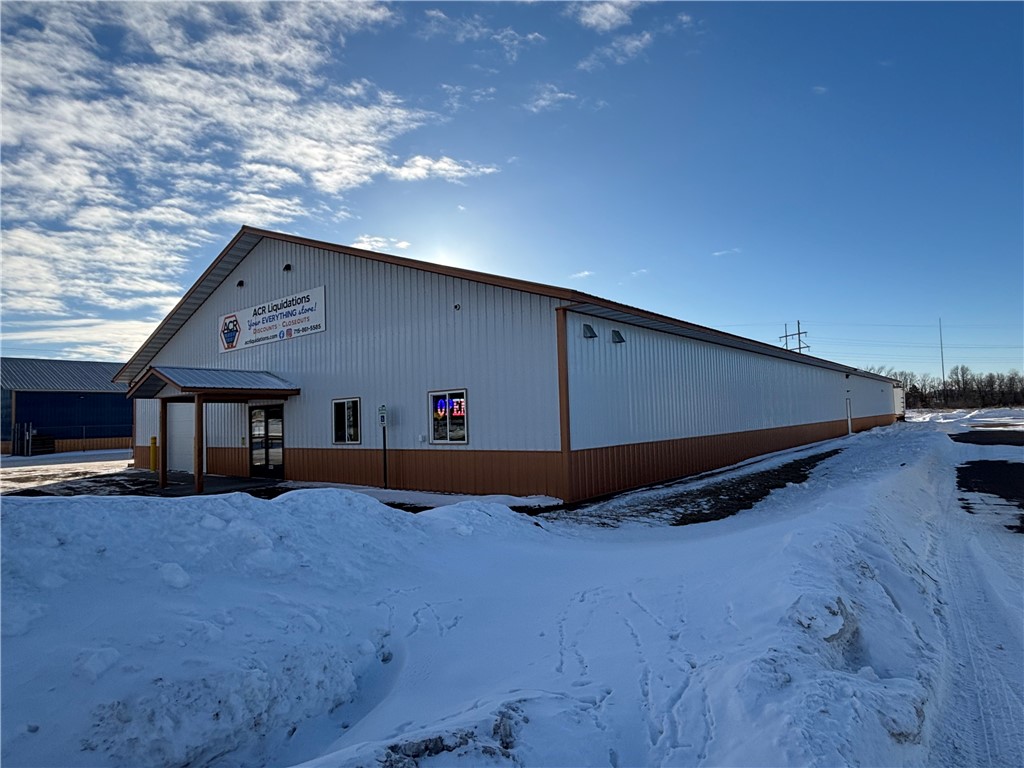 Residential at 12599 40th Avenue, Chippewa Falls, WI 54729 — photo 2