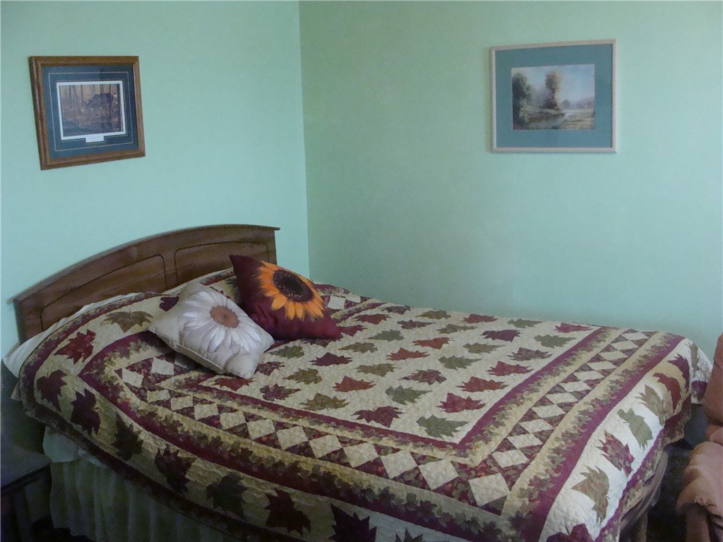 126 W Railroad Avenue, Bruce, WI — photo 6