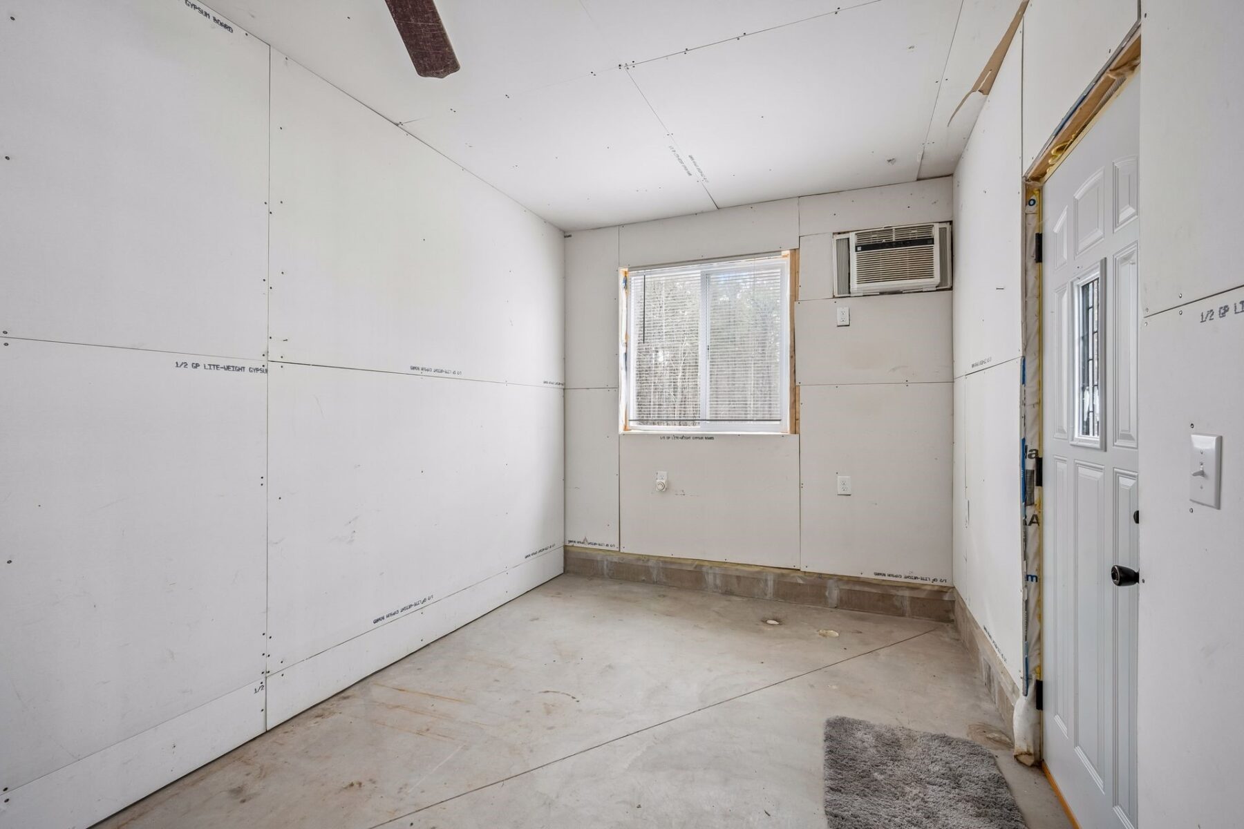 12693 Kemmery Lane, Hayward, WI