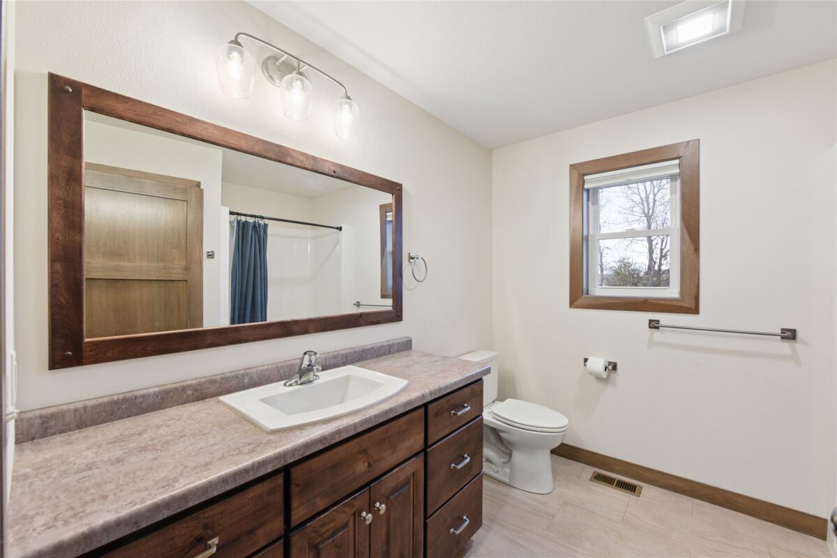 1352 Juniper Place Eau Claire WI 54703 — photo 13