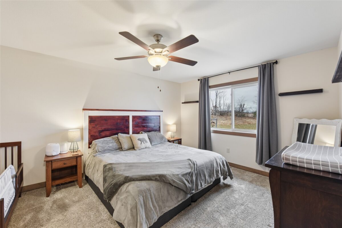 1352 Juniper Place Eau Claire WI 54703 — photo 14
