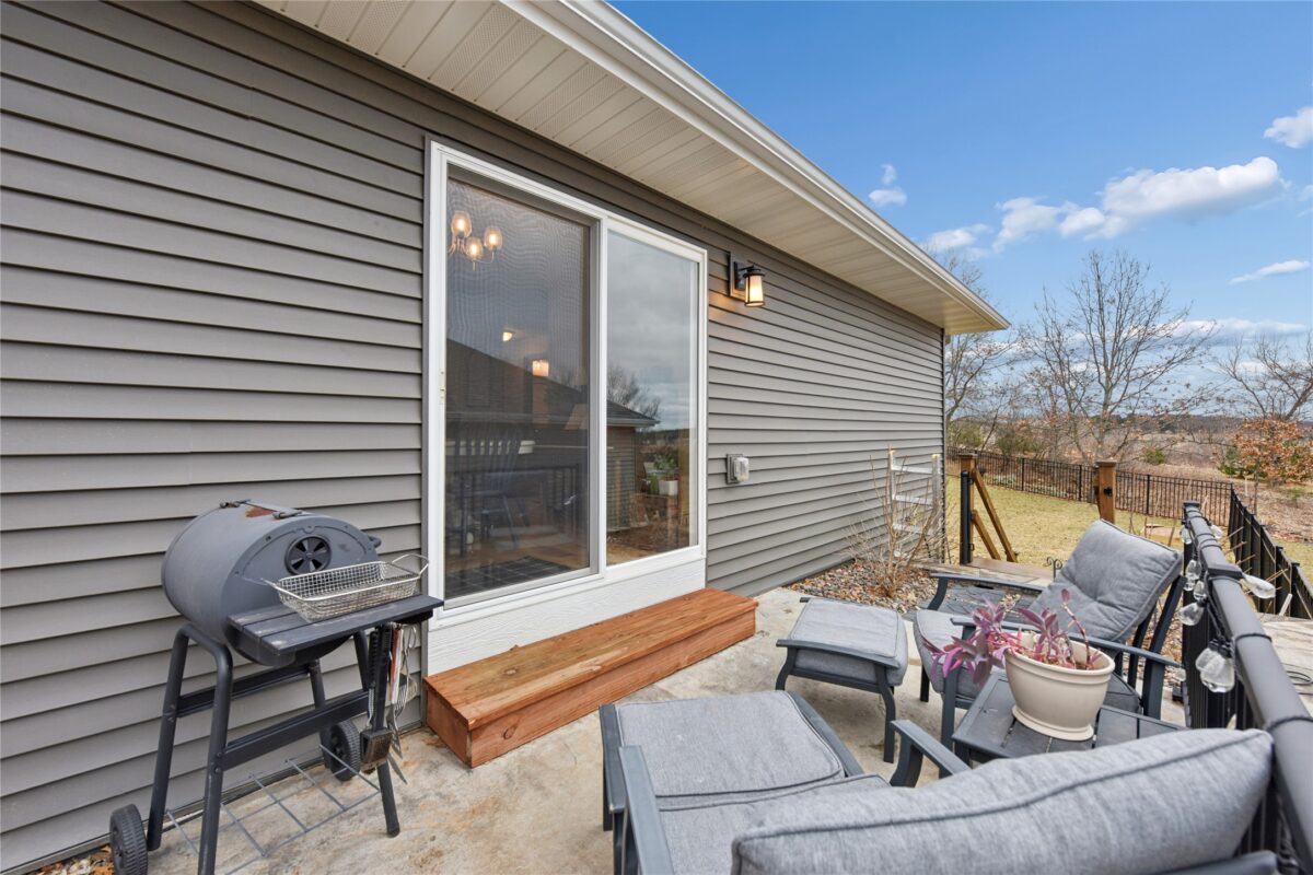 1352 Juniper Place Eau Claire WI 54703 — photo 21